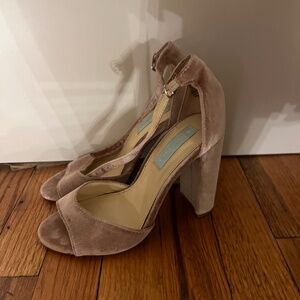 Betsy Johnson sandals